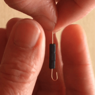 bending legs of reed switch gif