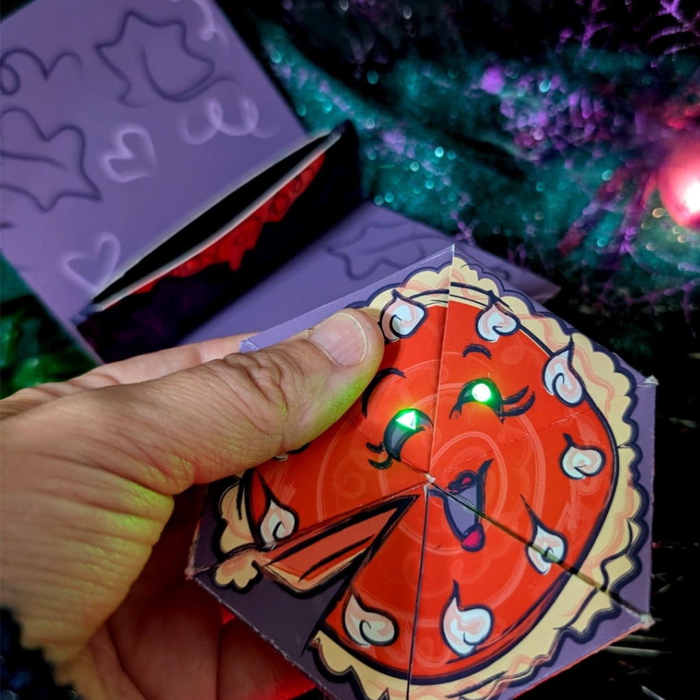 12 Crumple @leadipas_art